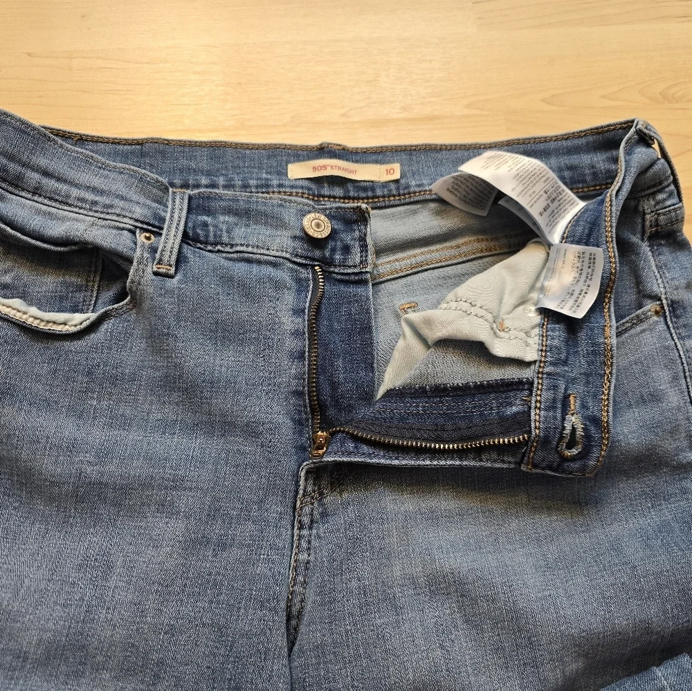 Levis 505 Straight Jeans Size 10 (30 Waist, 32 Length)